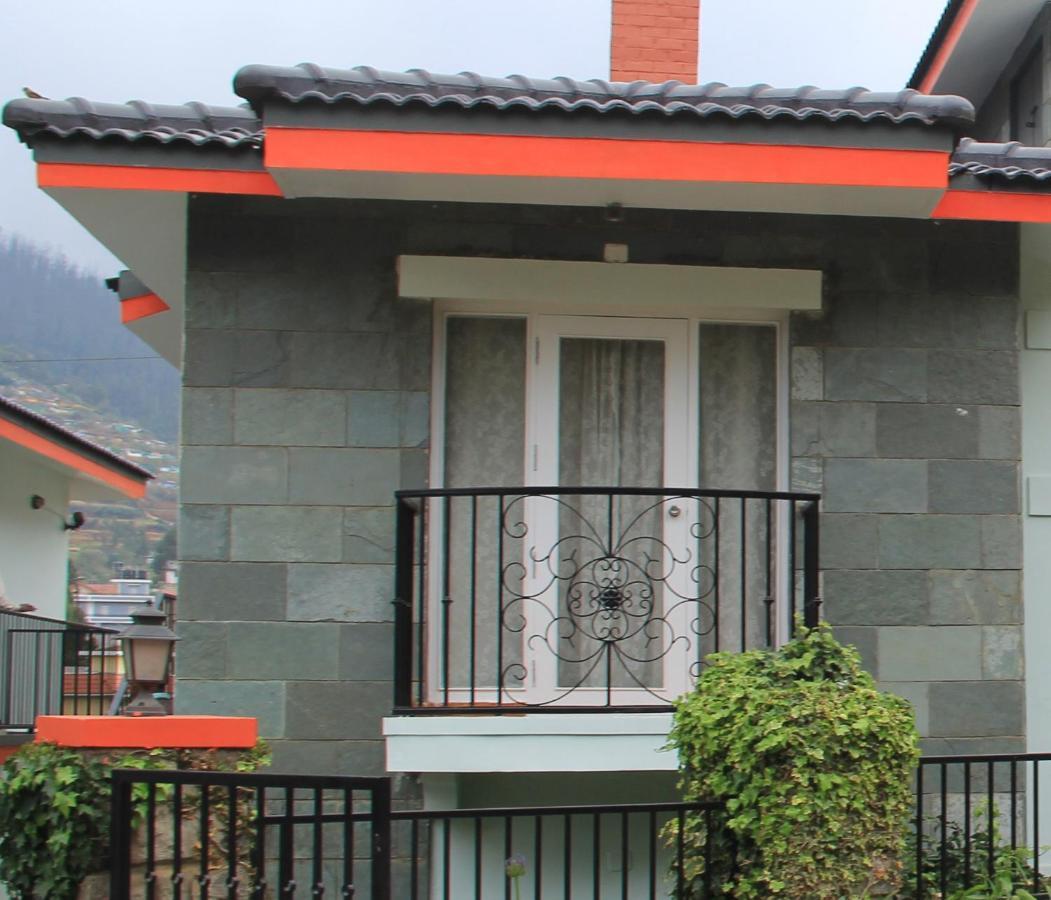 אוטי Two Seas Residence מראה חיצוני תמונה