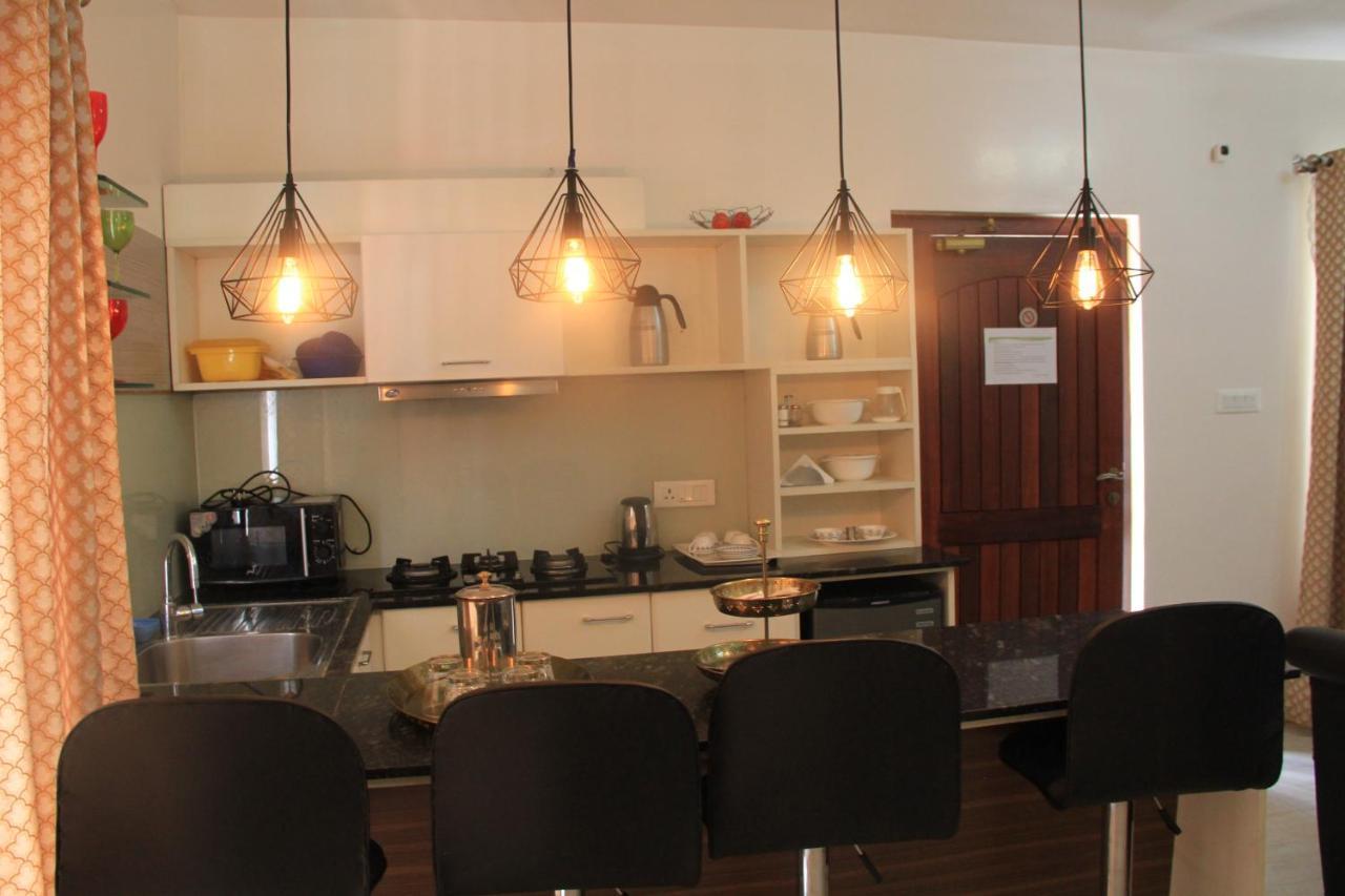 אוטי Two Seas Residence מראה חיצוני תמונה