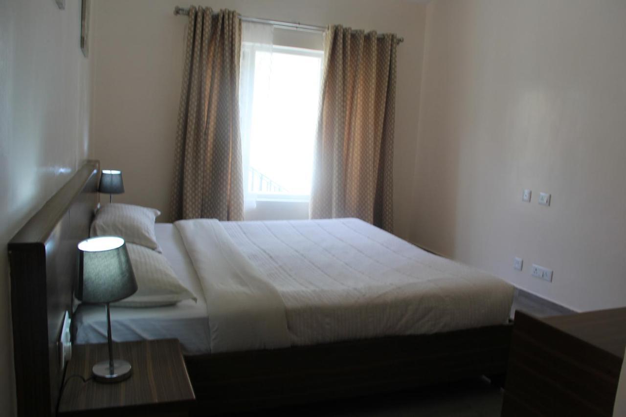 אוטי Two Seas Residence מראה חיצוני תמונה