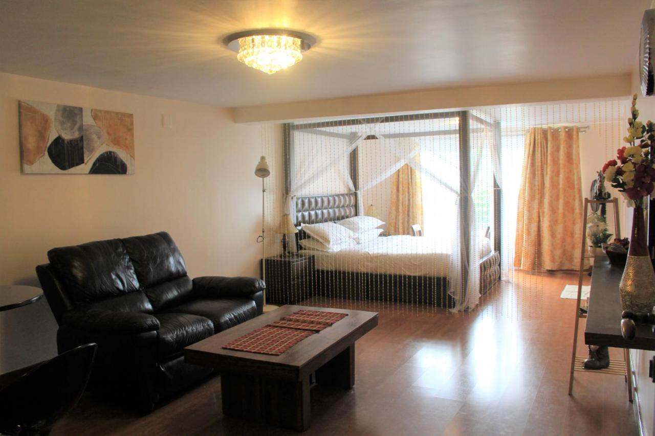 אוטי Two Seas Residence מראה חיצוני תמונה