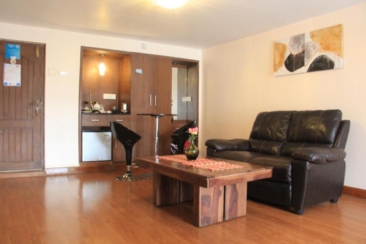 אוטי Two Seas Residence מראה חיצוני תמונה