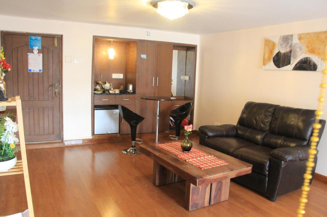 אוטי Two Seas Residence מראה חיצוני תמונה