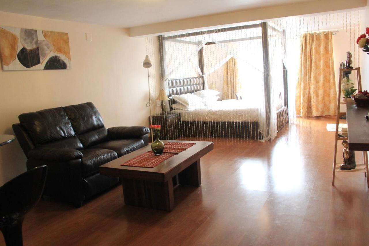 אוטי Two Seas Residence מראה חיצוני תמונה